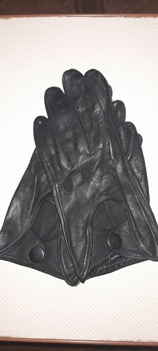Продам перчатки кожаные,новые.