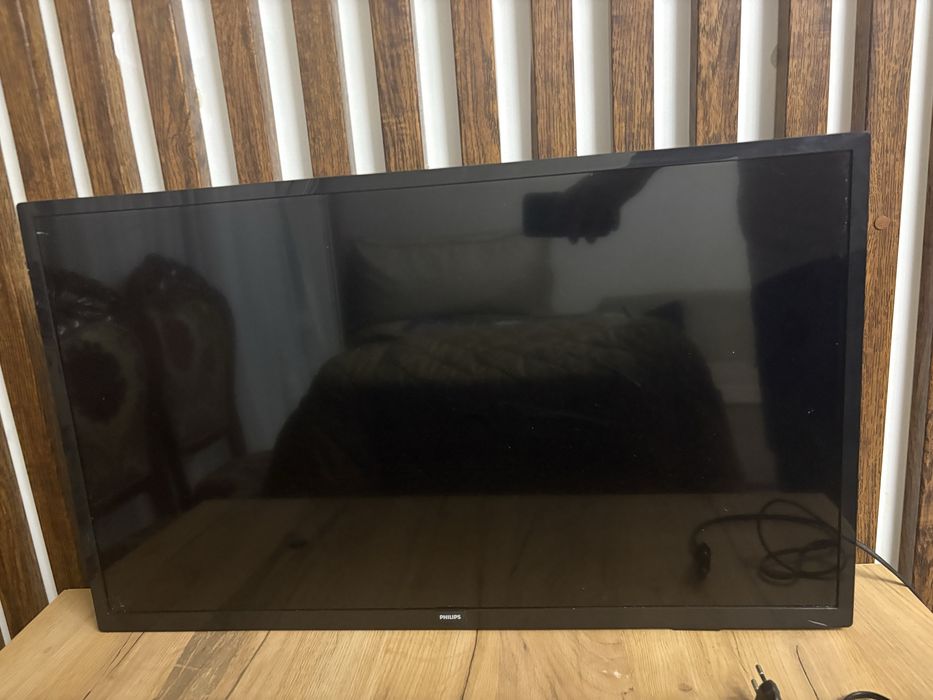 Продам телевизор Philips