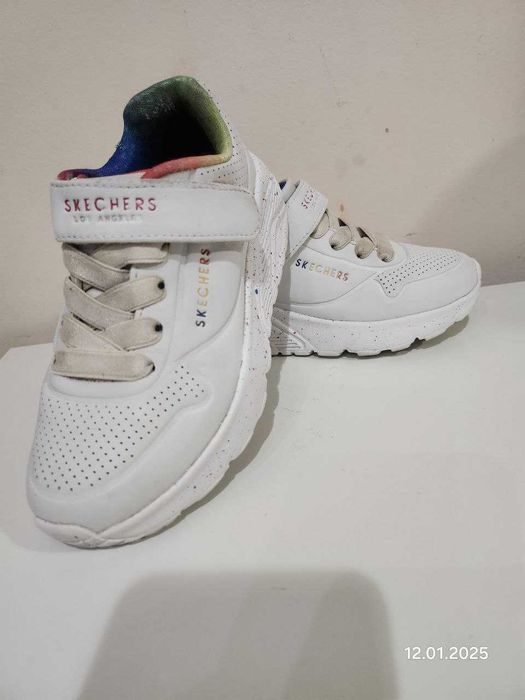 Маратонки Sketchers за момичета 27 номер