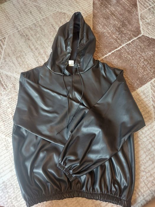 Продам кожаную худи