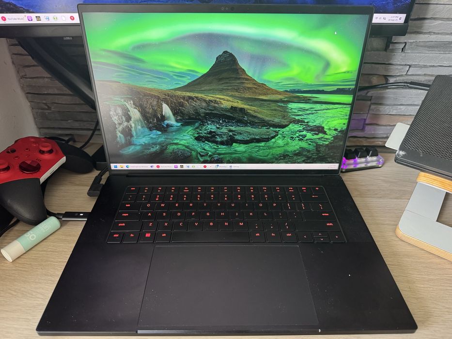 Razer Blade 16 qhd/1T/32G/4080 in garantie.