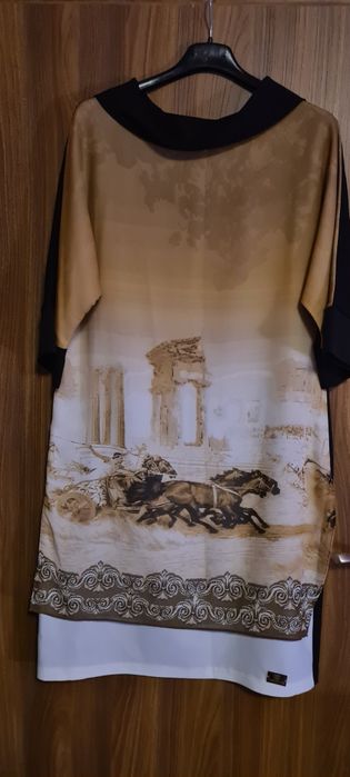 Официална рокля-XL размер  (42) чисто нова с ръкави до лактите- 150лв