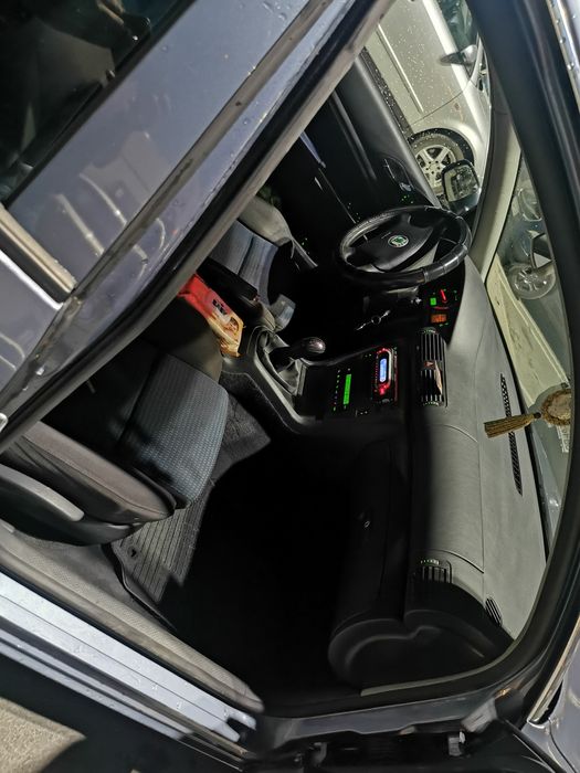 Skoda Superb 2.5 V6 2005