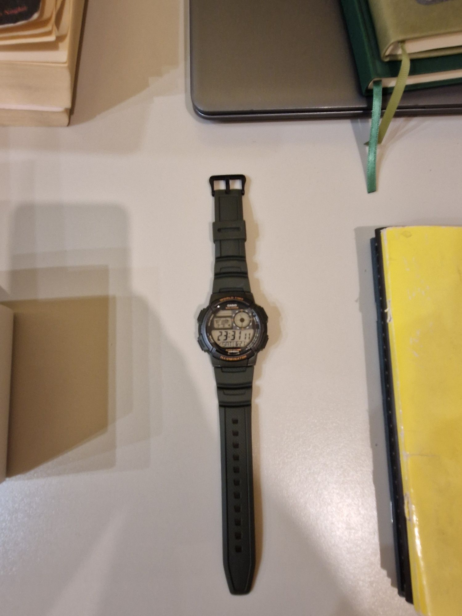 Часы Casio совершенно новые.