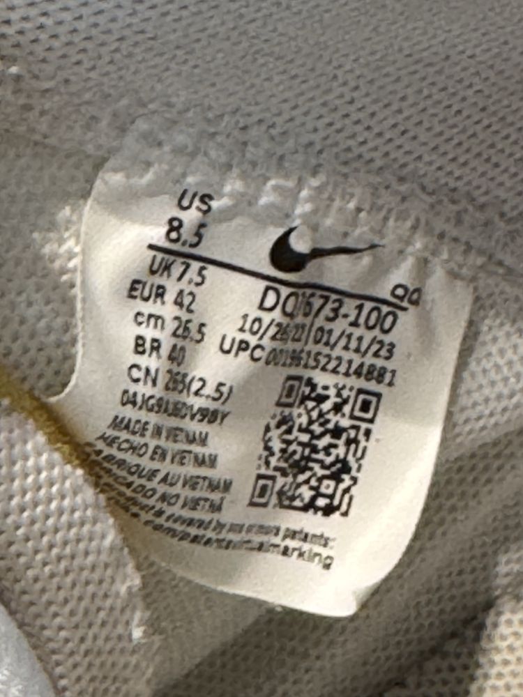 Кецове NIKE BLAZER .Номер 42