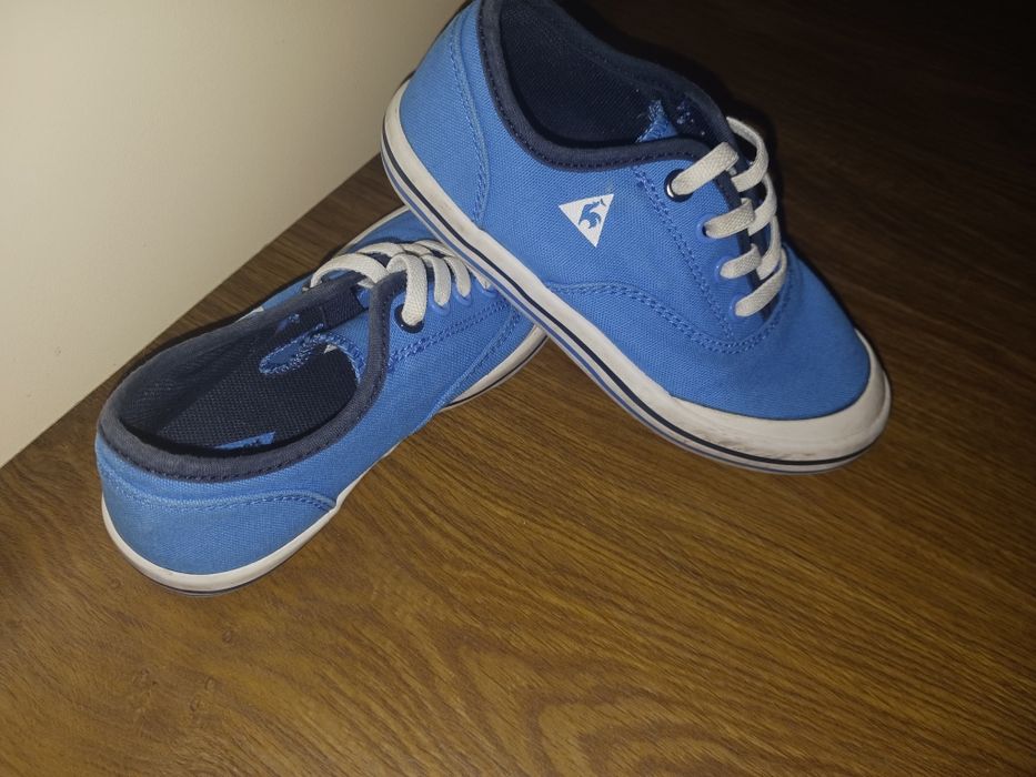 Продавам  запазени  Детски Обувки  на ниски цени