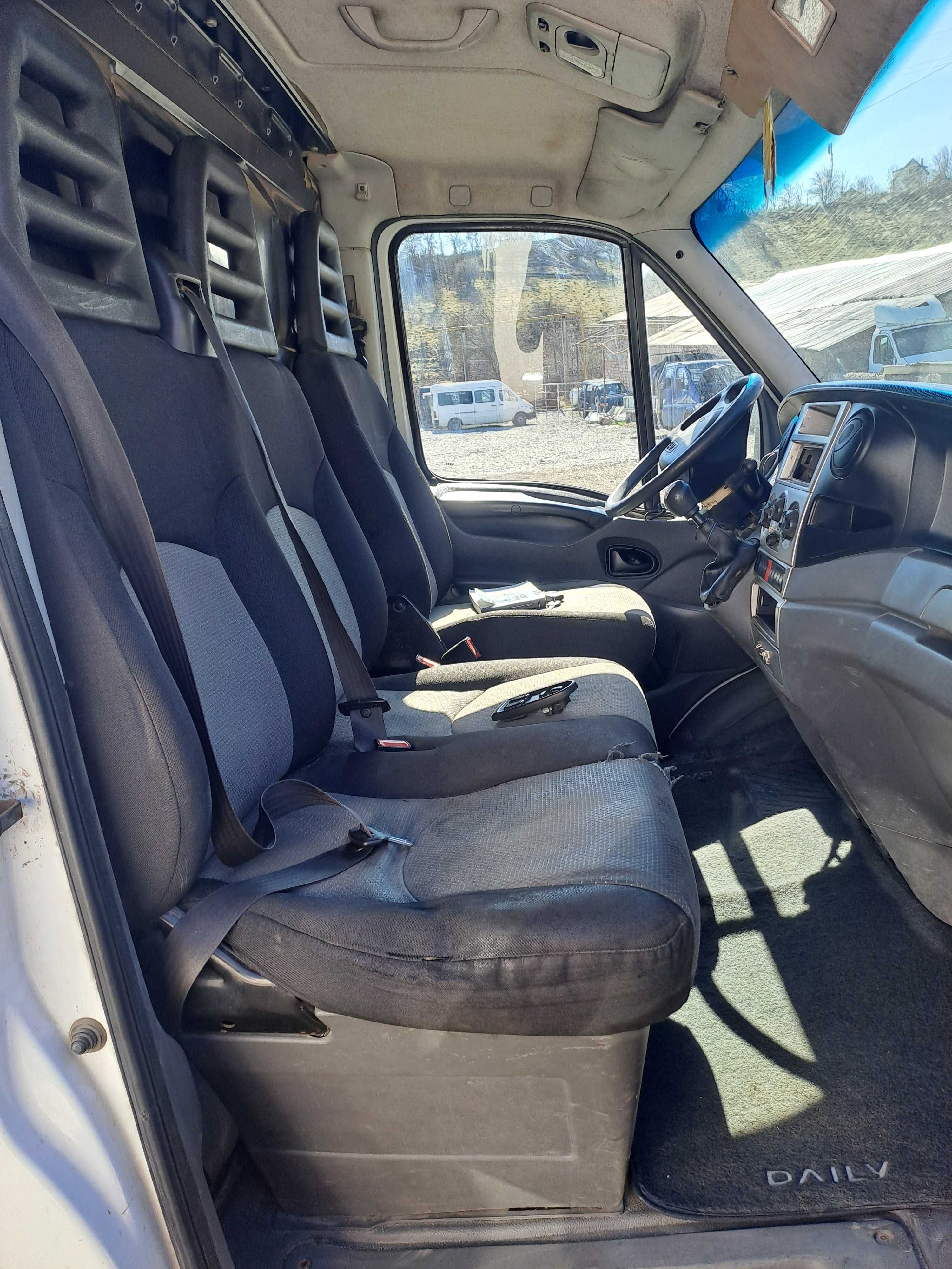 Dezmembrez Iveco 3.0 euro 5 an 2012
