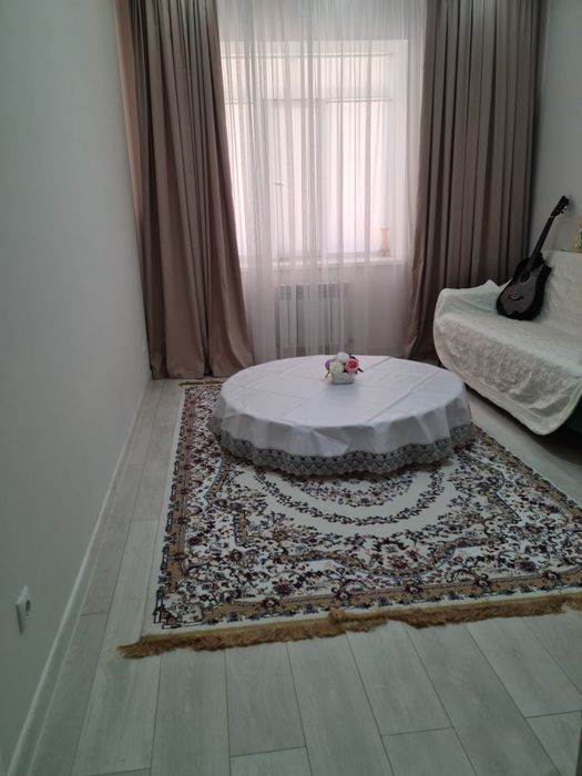 Жалға дөңгелек үстел беріледі.