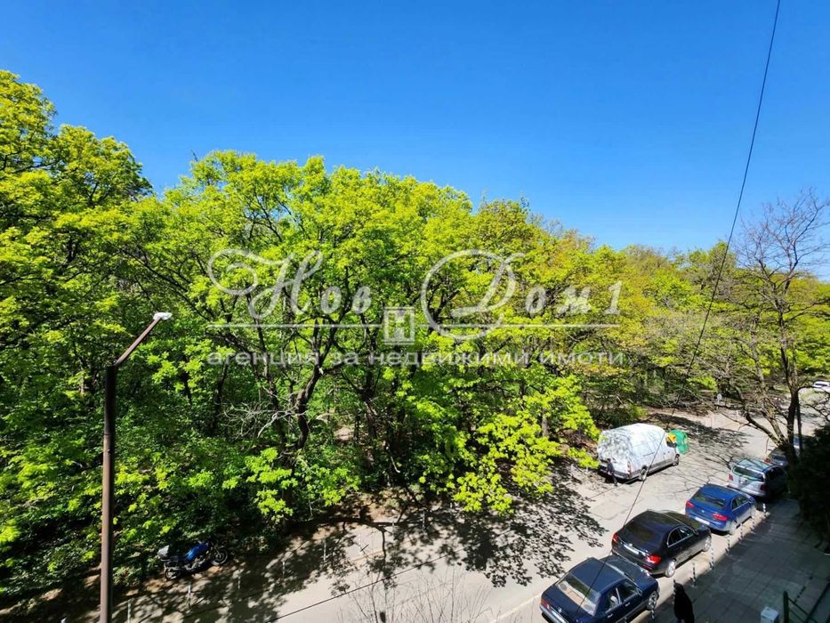 Акт 16!Вечна гледка към южен парк! Площ без добавени общи части!