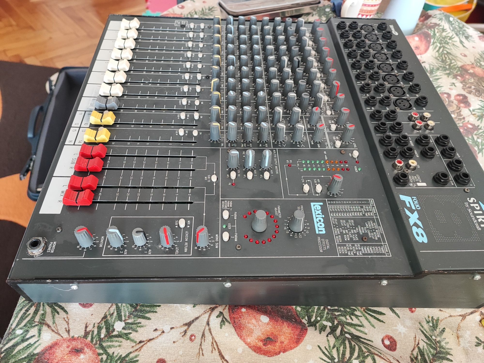 Soundcrafr spitit fx8
