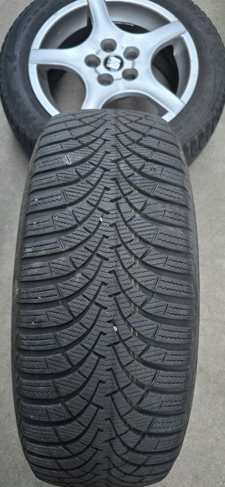 Vând jante +anvelope de iarnă
