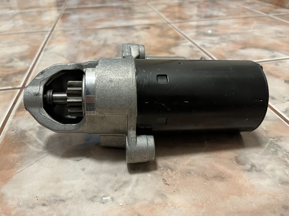 Vand starter demaror Audi A4 A6 A8 2.4 2.8 3.2  Bosch 0001108405