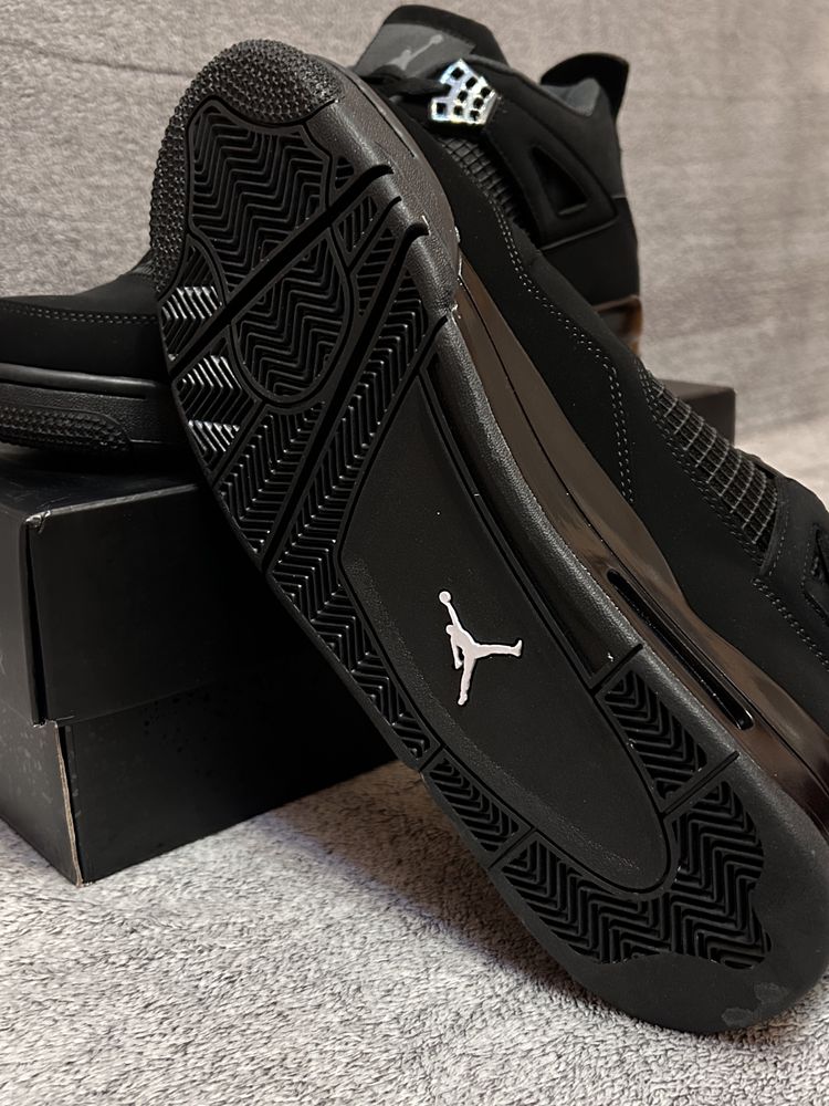 Jordan 4 Retro Black Cat (2020) обувки