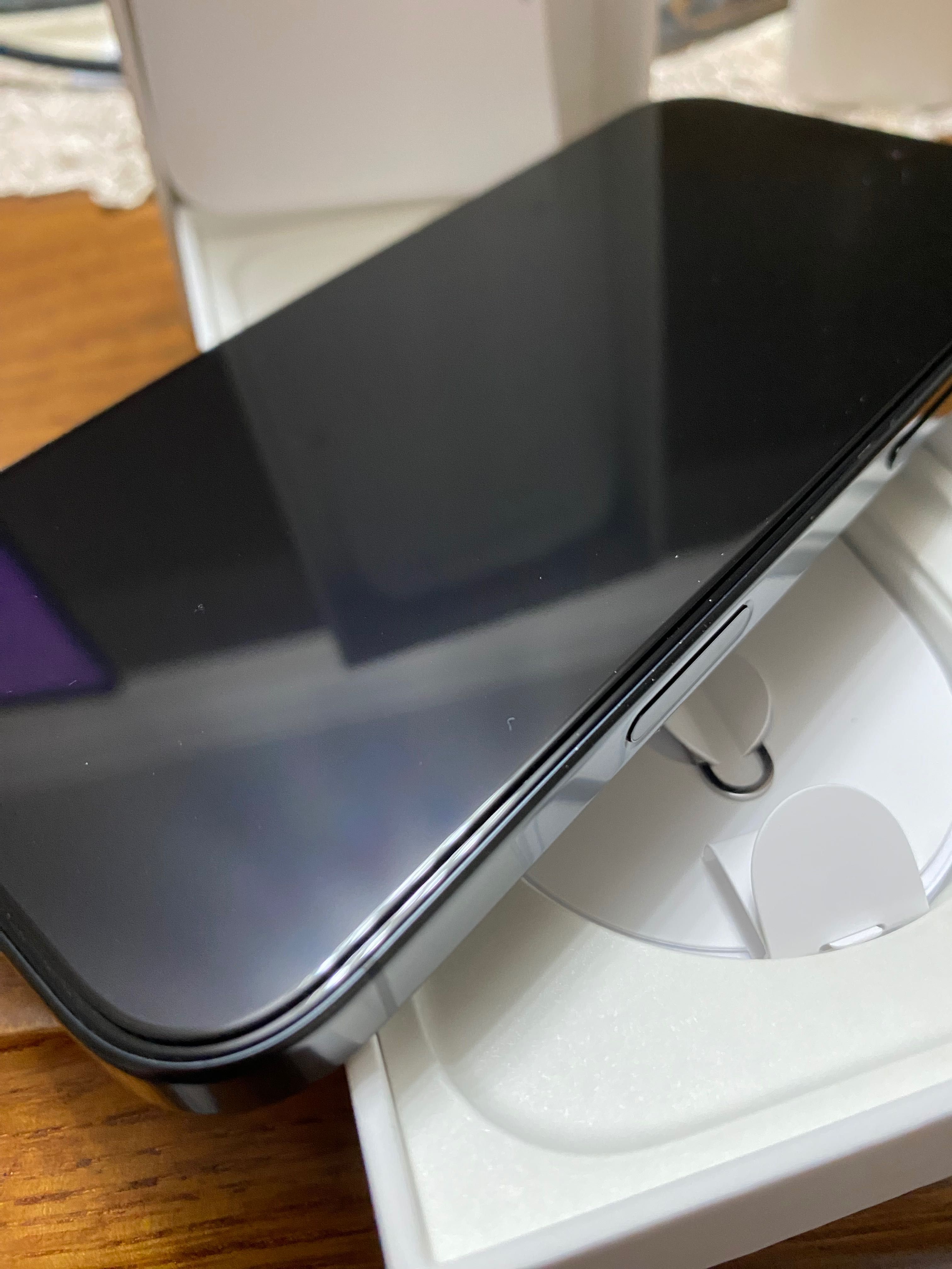 iPhone 16 pro 512GB black titanium