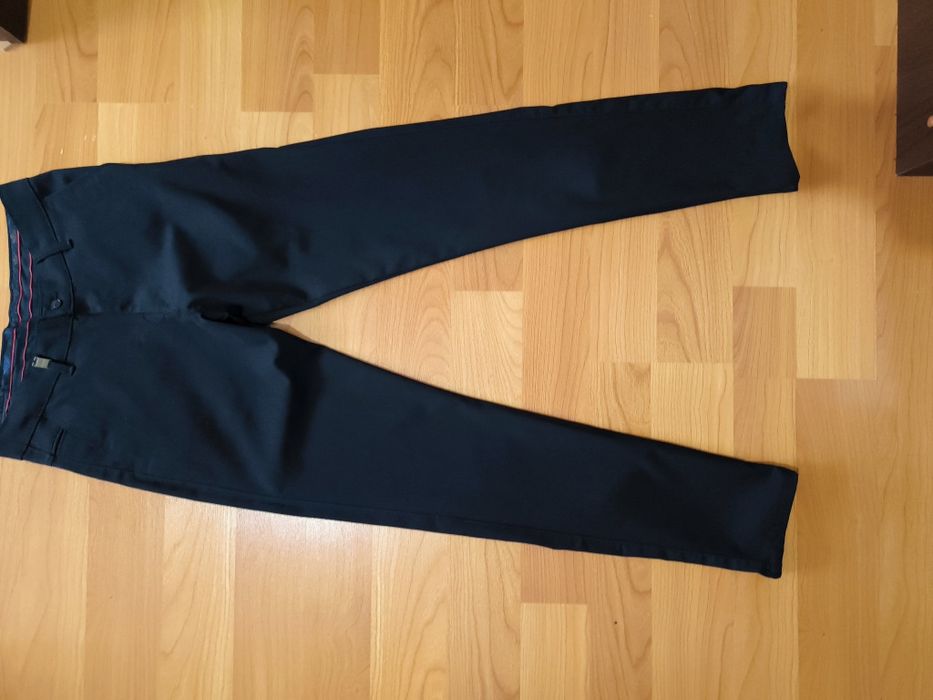 Costum elegant complet – sacou, pantaloni, cămăși, pantofi 43.