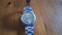 Швейцарски часовник Tissot PR 100 с повреда