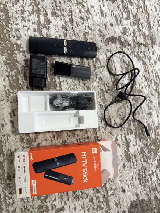 Приставка Mi Tv Stick