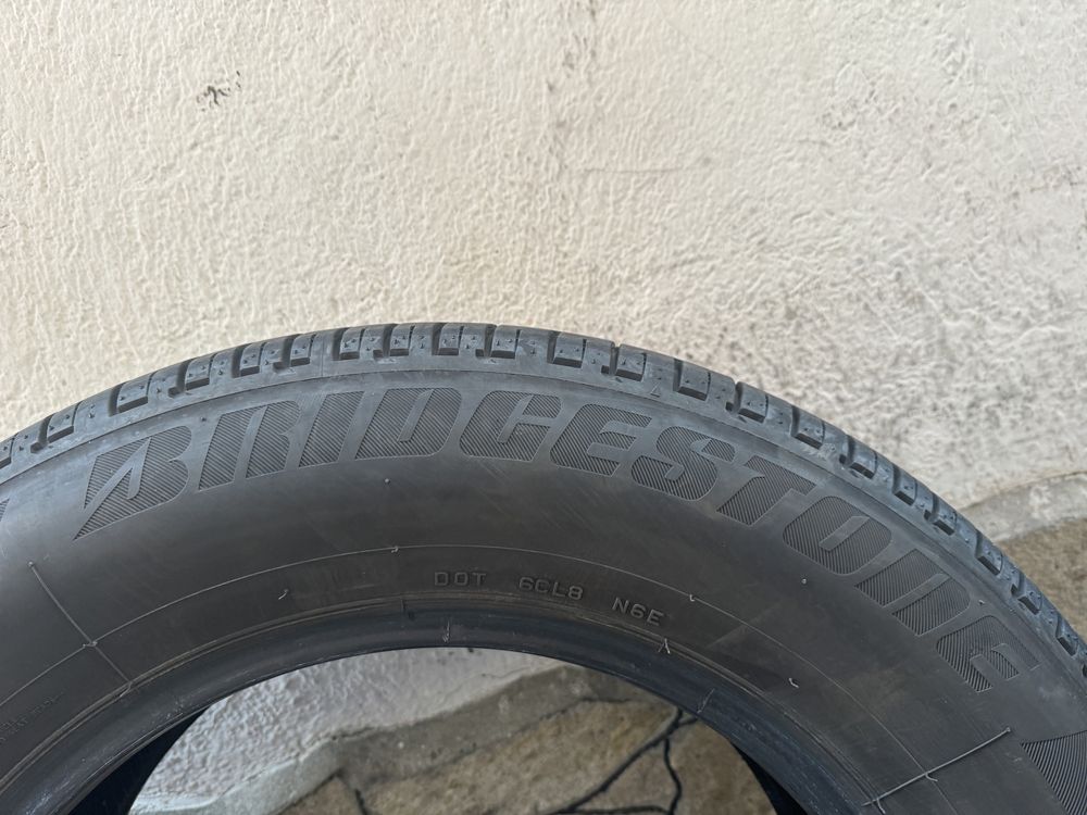 235 65 17 Bridgestone