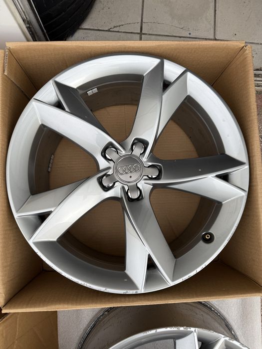 Jante Audi A4 A5 A6 A7 model Speedline 8,5jx19Et32 set 4buc Jante OEM