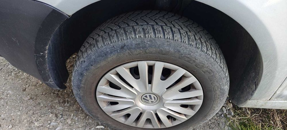 Железни джанти с Тасове и Гуми VW Caddy 15и16ц5x112