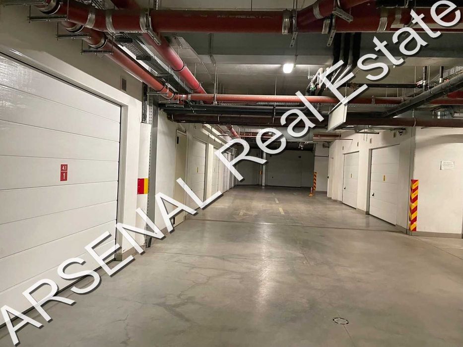 Дава се под наем Тристаен апартамент в София, Изток - 110 кв.м за 1200 € - Снимка #8