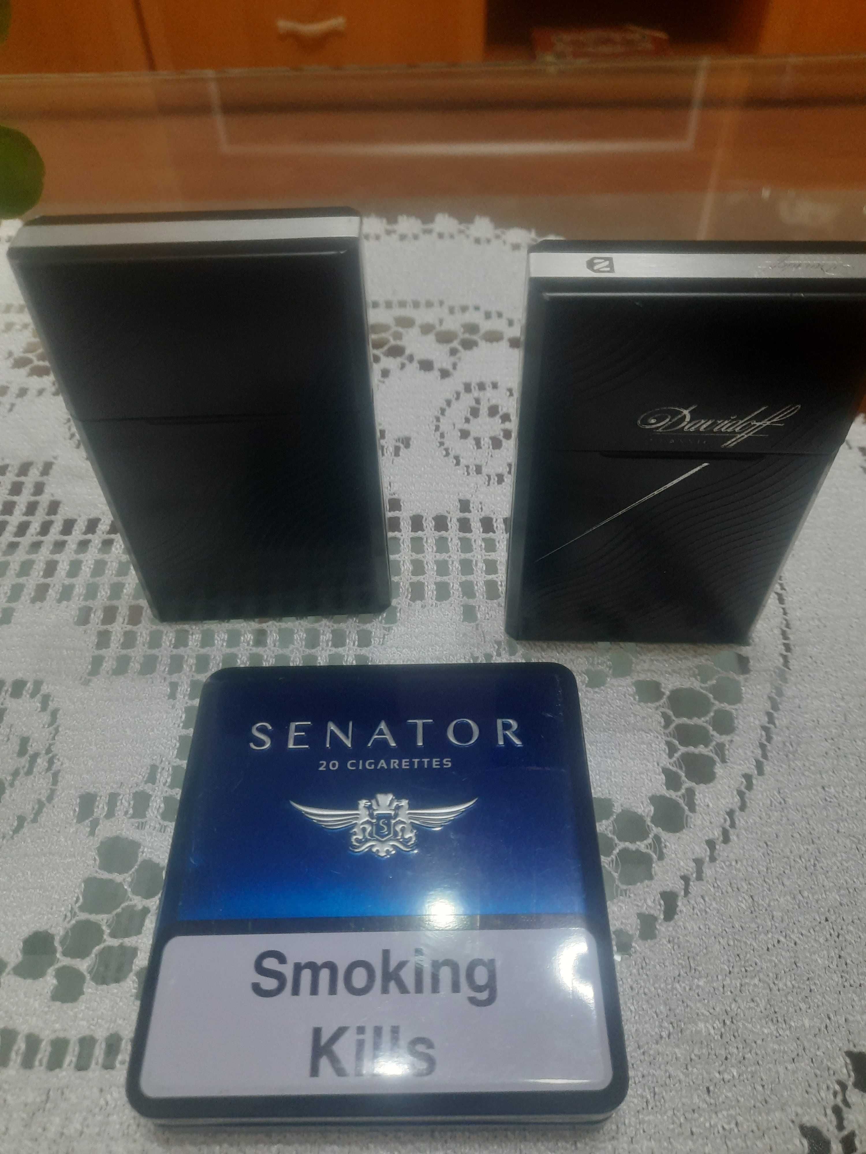 Продавам метални кутий за  Davidof