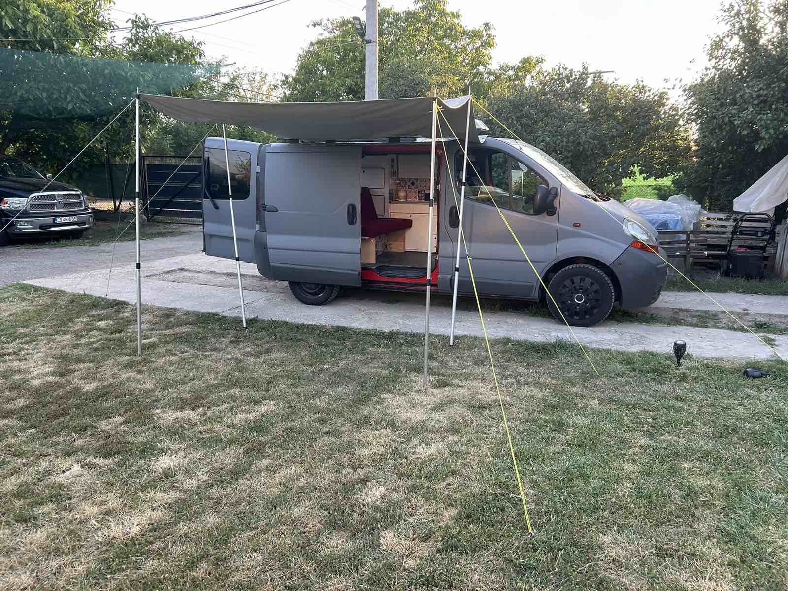 Продавам кемпер Renault Trafic