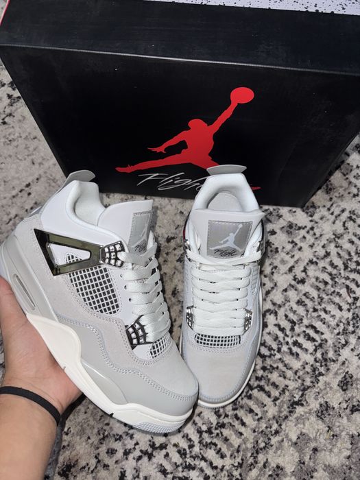 Jordan 4 frozen moments