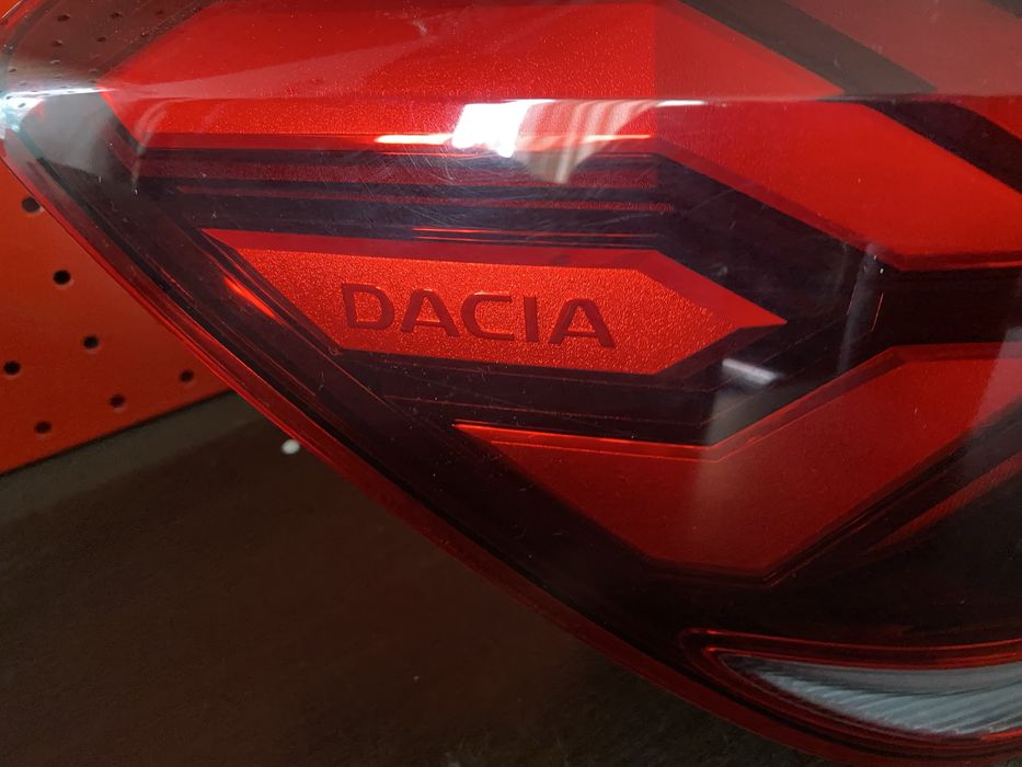 Stop stanga Dacia Logan 3 nonfacelift an pana la 2023