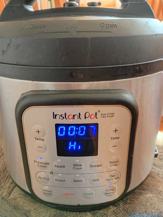 Instant pot duo plus мултикукър под налягане и Еър фрайър