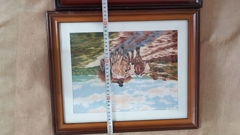 Goblenuri car cu boi si primăvară cu pomi infloriti