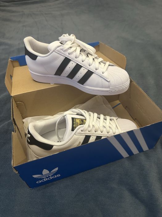 Adidas superstar
