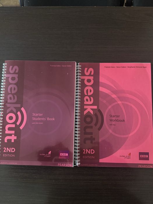 Продам  тетрадь и учебник новые  Speakout