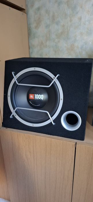 Бас каса JBL 12"
