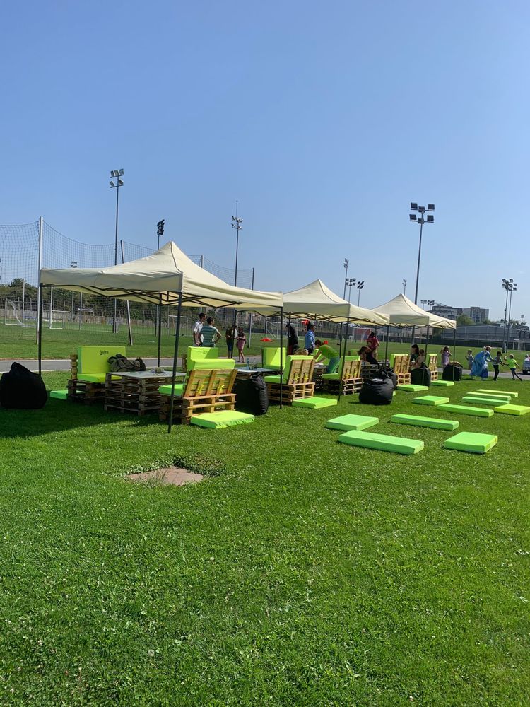 Inchiriez Pavilion/Umbrele/ibițe pentru evenimente
