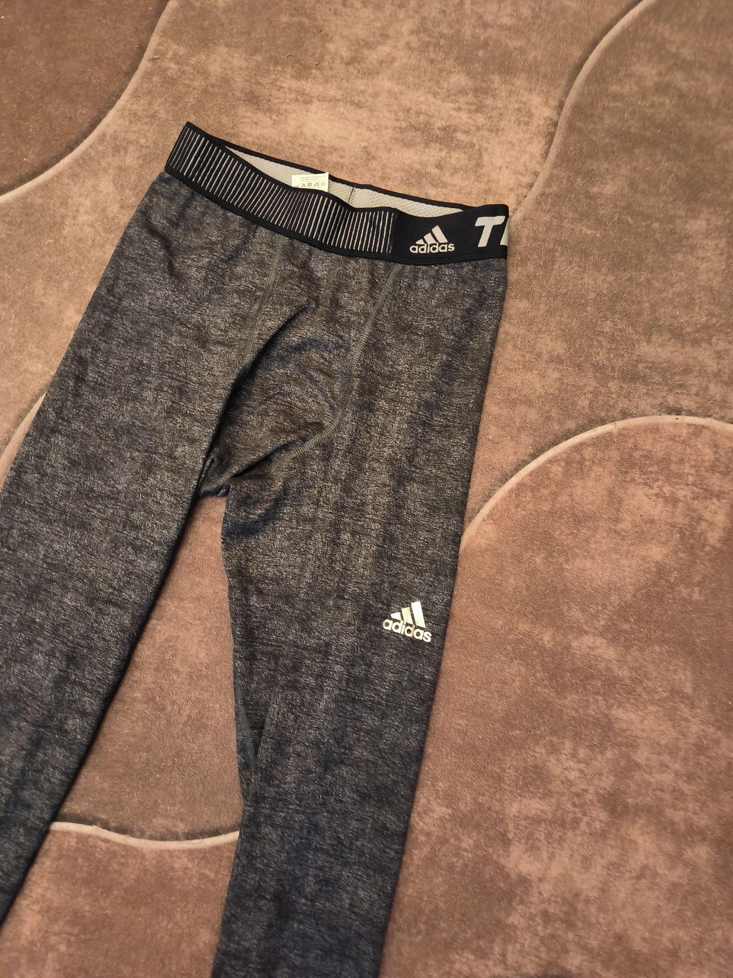 Adidas мъжки клин размер M