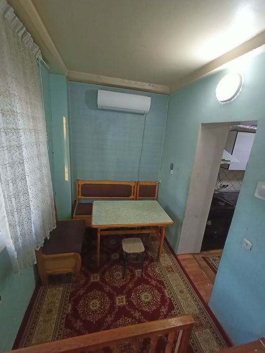 Чилонзор Новза метро ёнида (пешком 2 минут) 3 хонали квартира ижарага