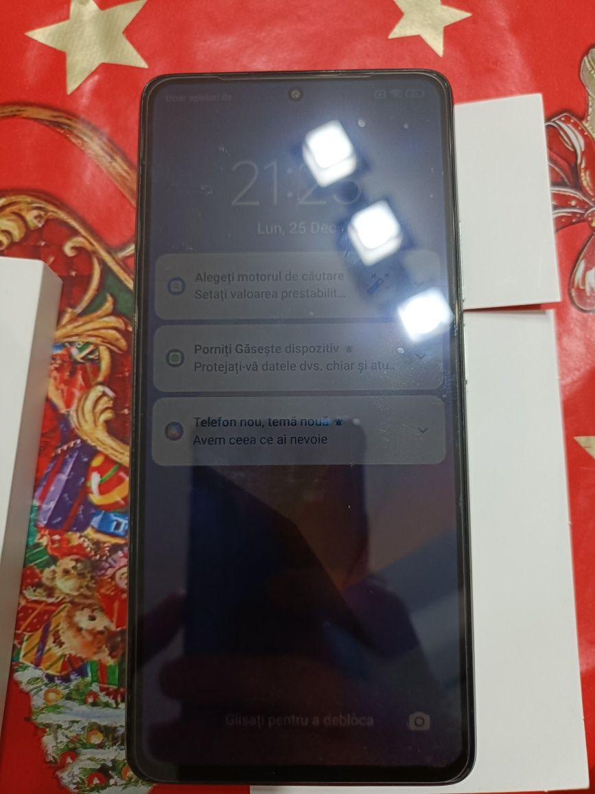 Vând Xiaomi 11 T  alb