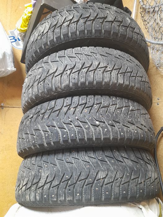 Продам шины  зима комплект