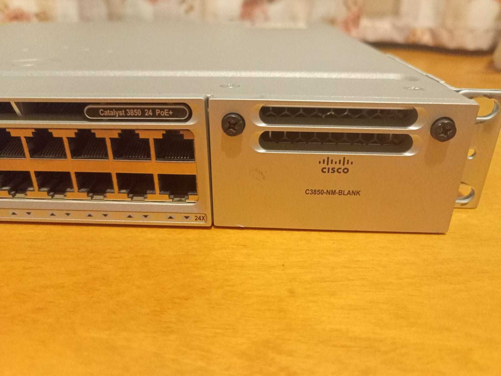 Коммутатор Cisco WS-C3850-24P-S, 24 x 10/100/1000 Mbps, PoE+, IP Base