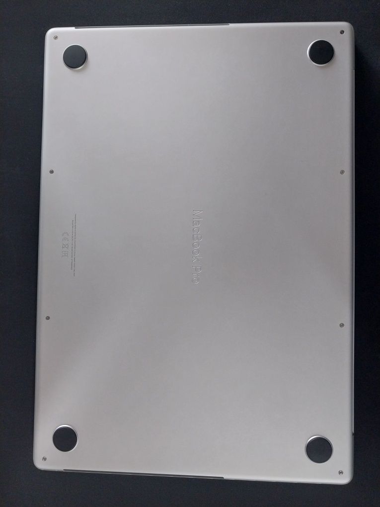 Macbook pro 16 16/1024 m1 pro