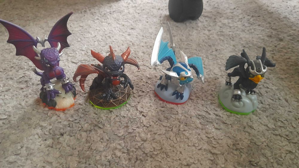 figurine skylanders (Activision)