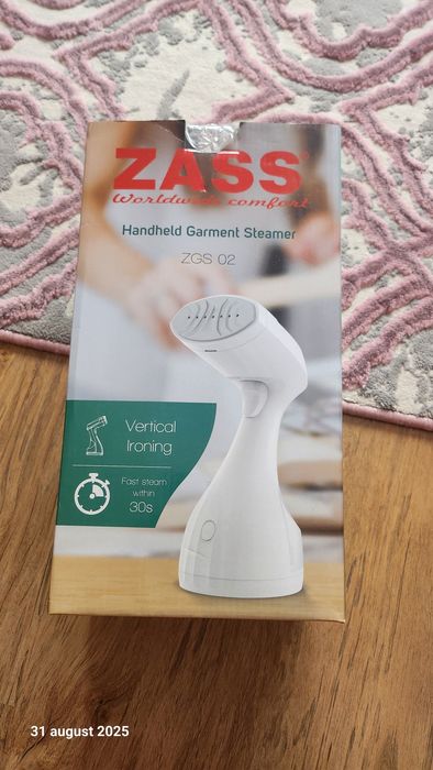 Vând fier de calcat cu abur Zass /Garantie