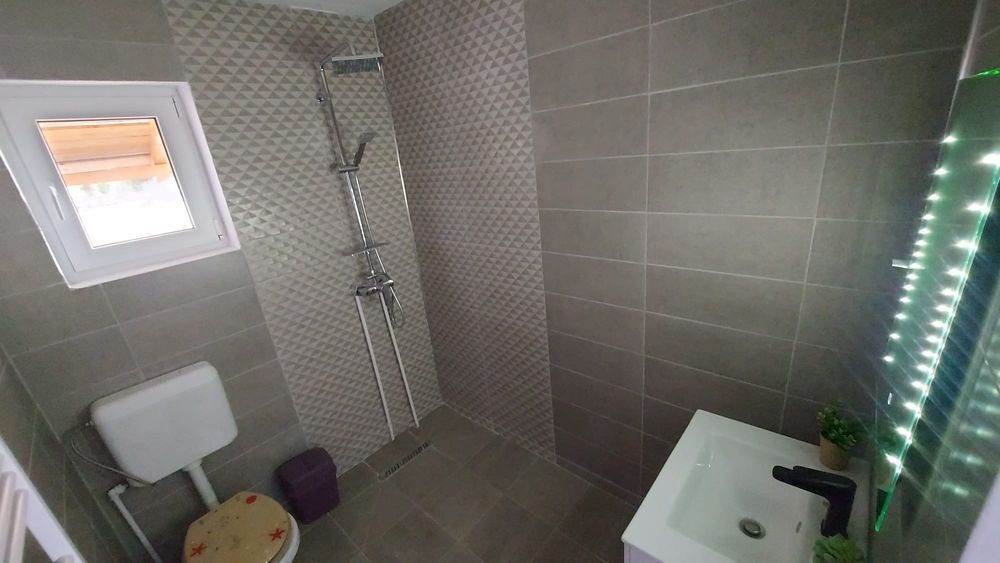 Cabana de închiriat
