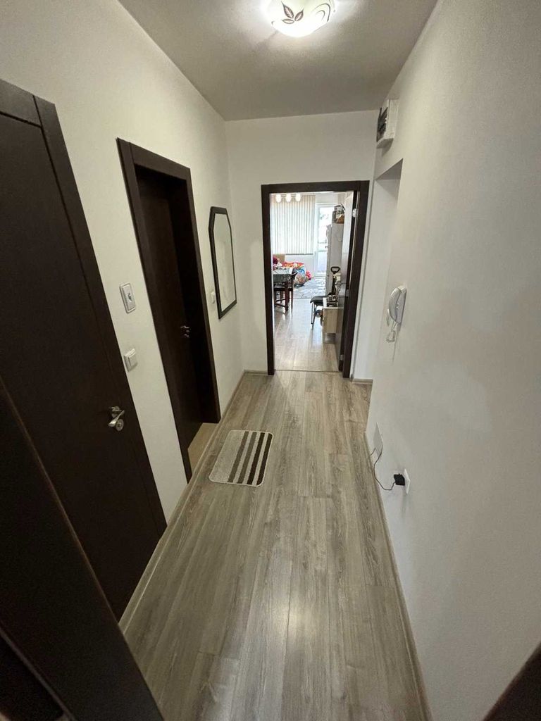 Продава се Тристаен апартамент в Варна, Владислав Варненчик - 96 кв.м за 917 €/кв.м - Снимка #2