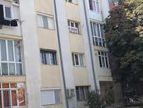 Vând apartament cu 2 camere,cartier Rovine.