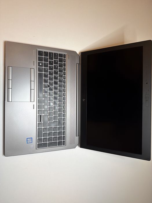 HP Zbook 15 G5 i7 8850H/ DDR4 32GB