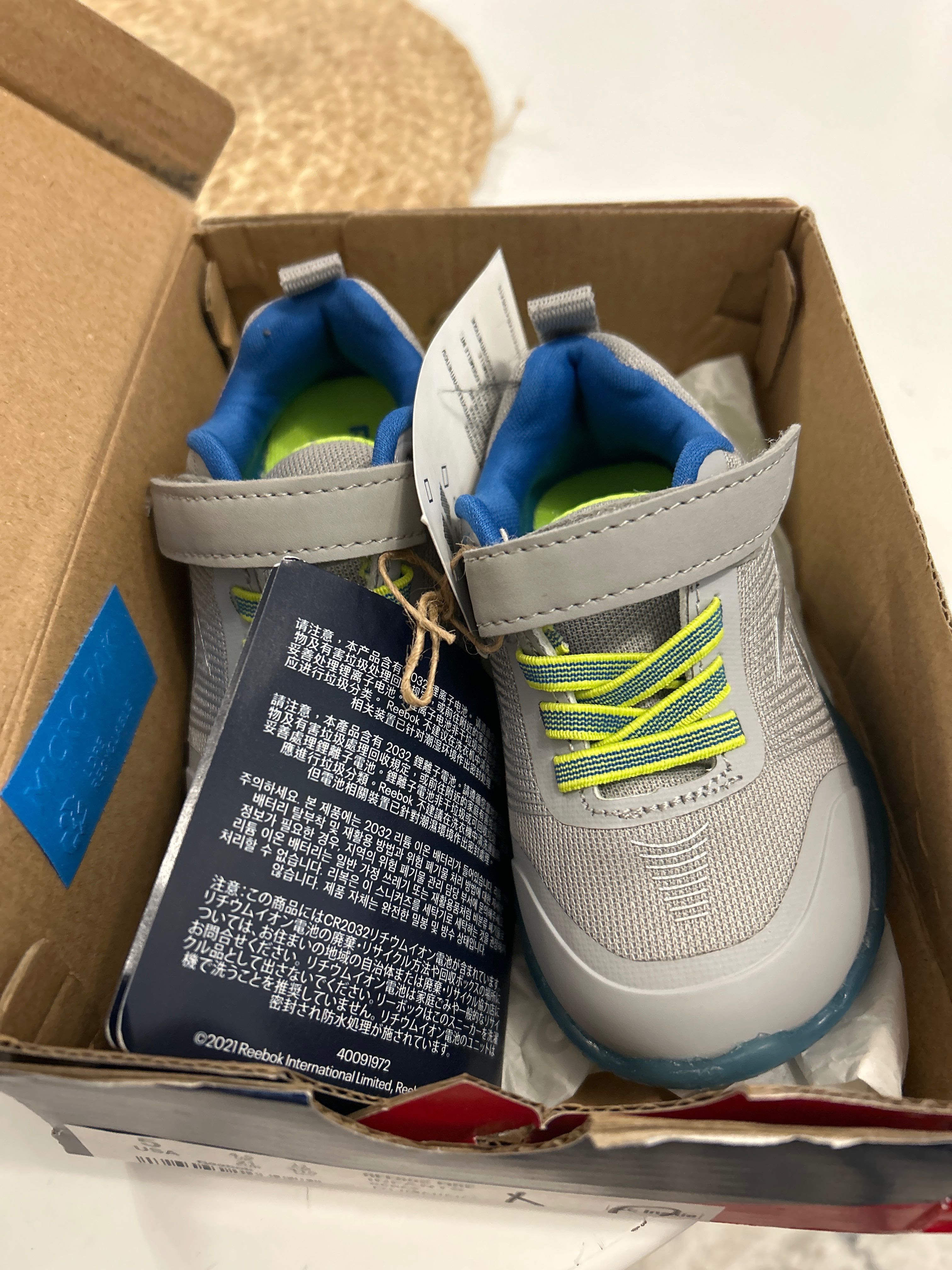 Светещи мратонки Reebok