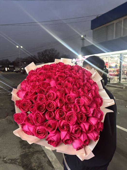 101 красных роз, ароматные голландские, метровые розы, в наличии