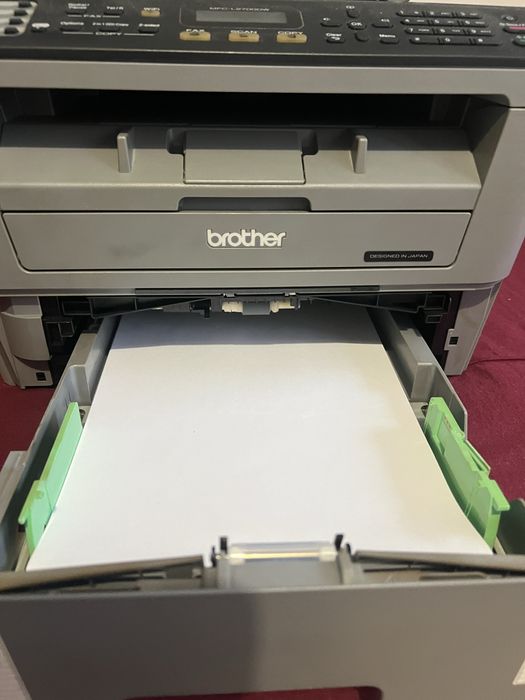 Принтер Brother mfc-l2700dw